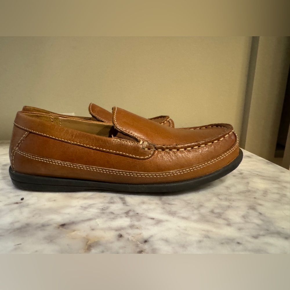 Boys Johnston & Murphy Loafer -Size 3